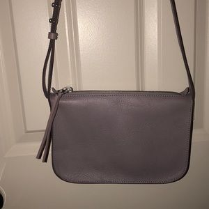 Madewell The Simple Crossbody purse in Lilac.